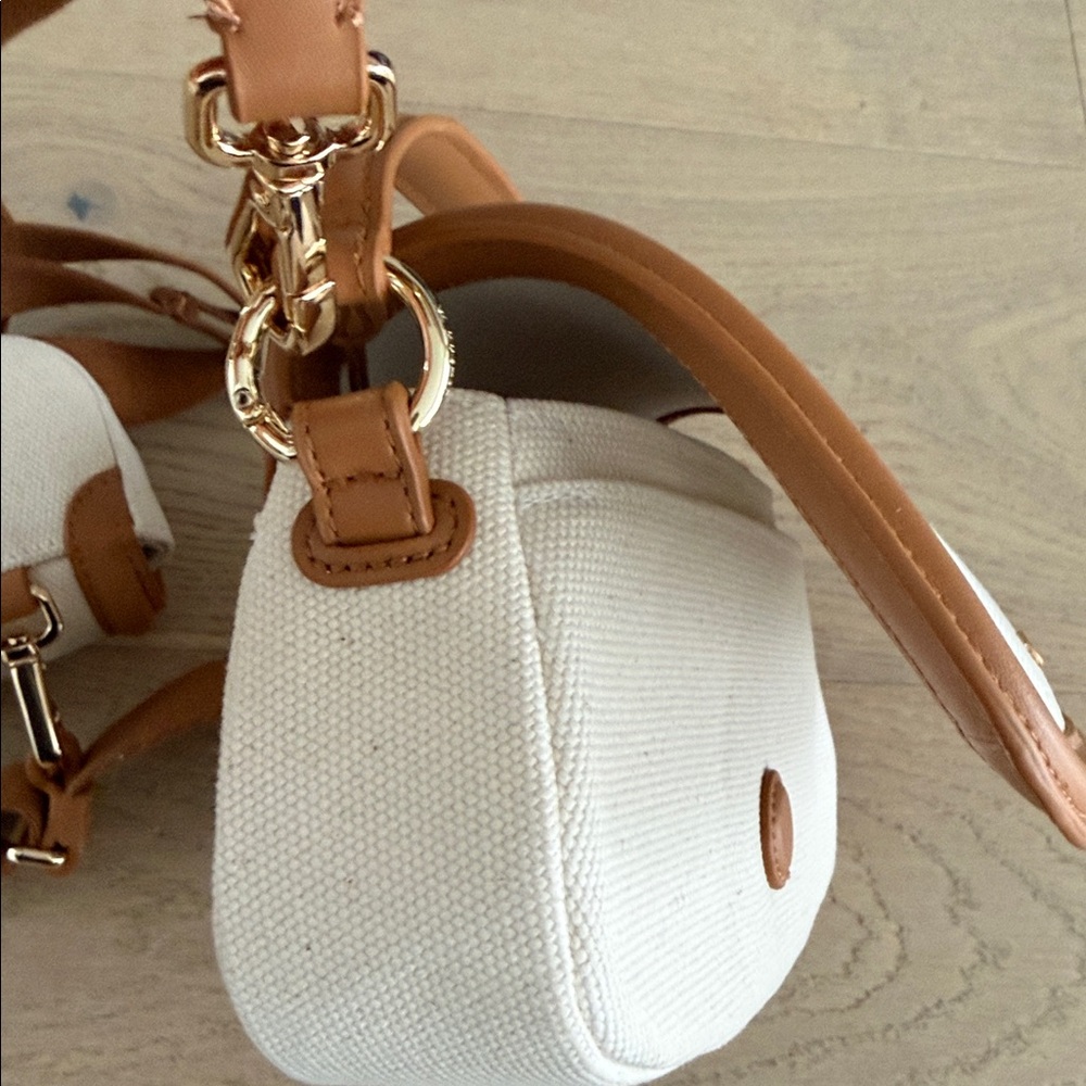 lululemon athletica White and Tan Crossbody Bag with Coin Case - Picture 8 of 12